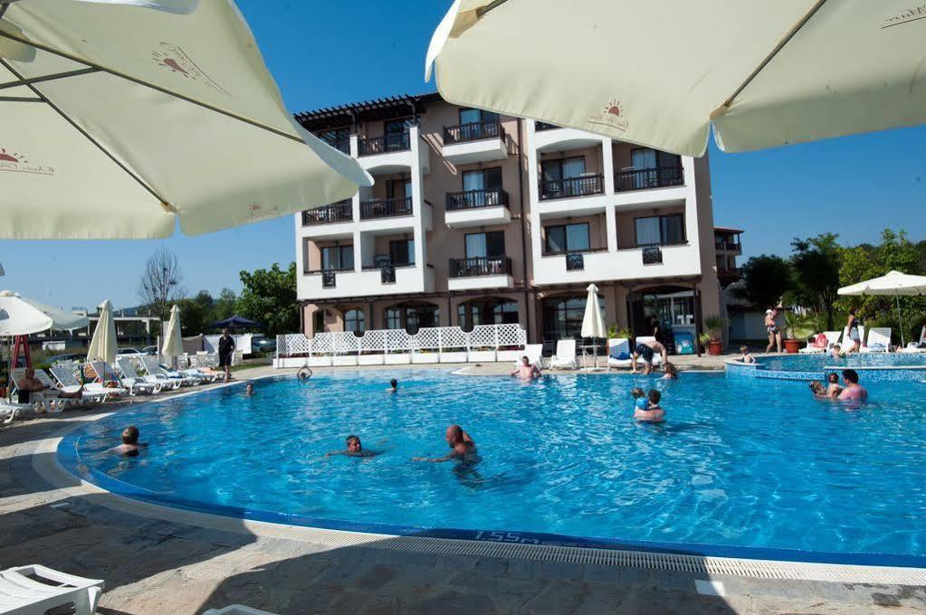 Oasis Del Mare Beach Front Hotel Lozeneț Exterior foto